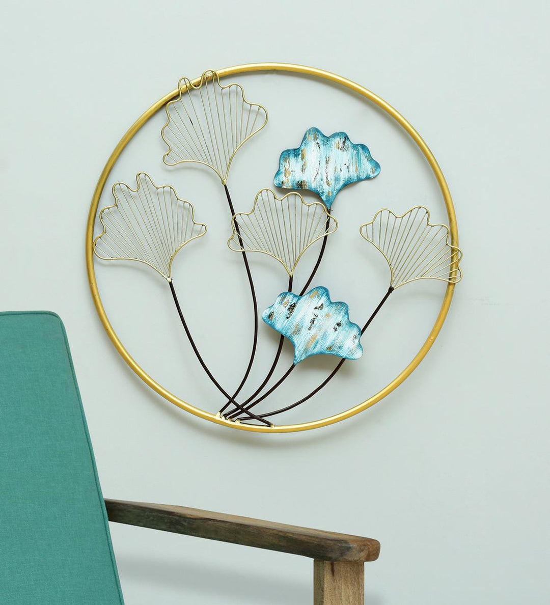 Circle Ginkgo Leaves Wall Decor