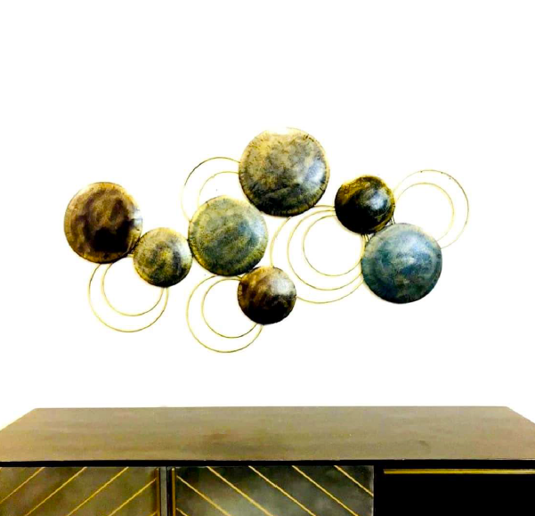 D- Universe Decor