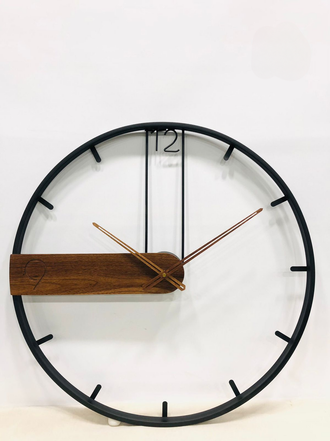 Aaron Metal Wall Clock